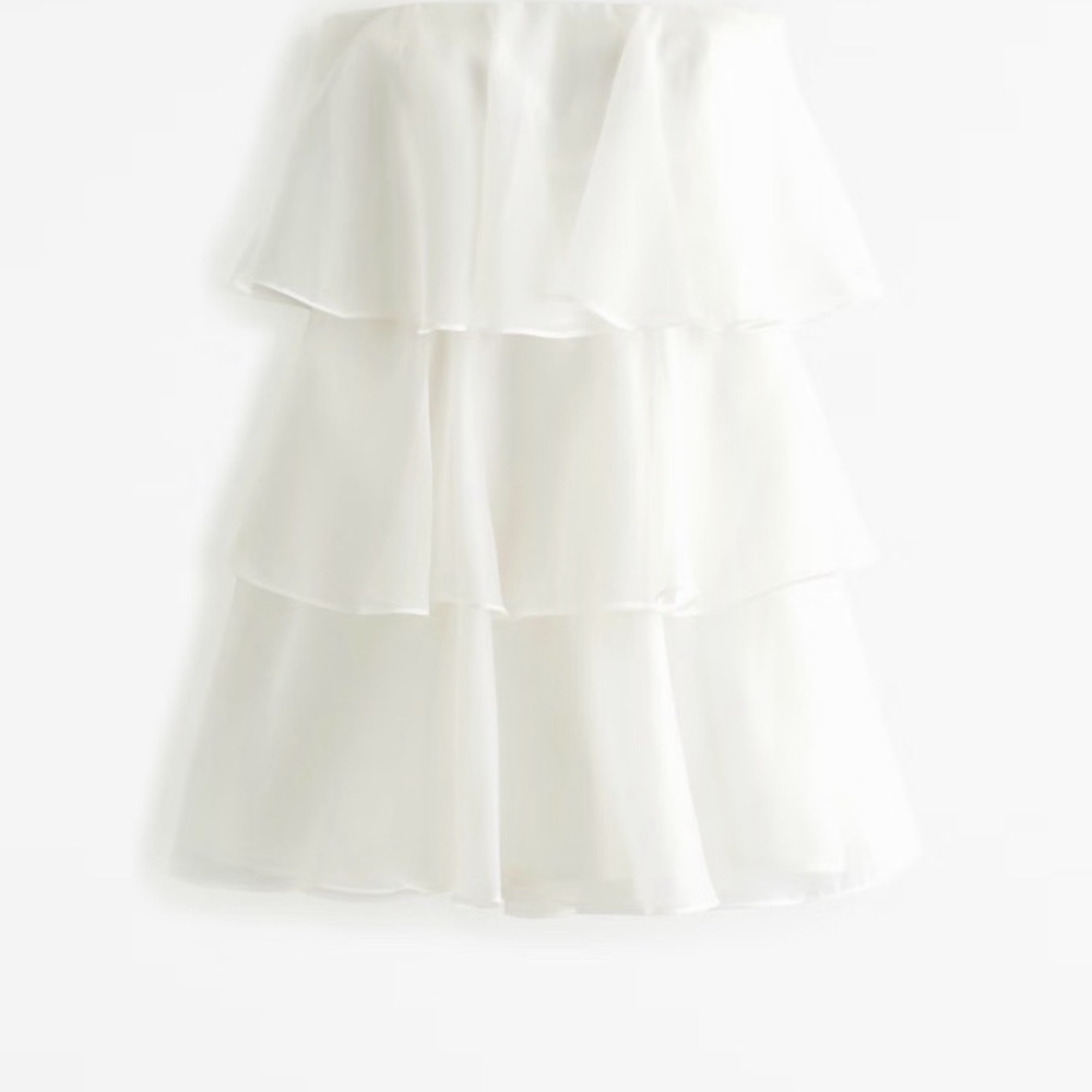 Elegant White Tiered dress